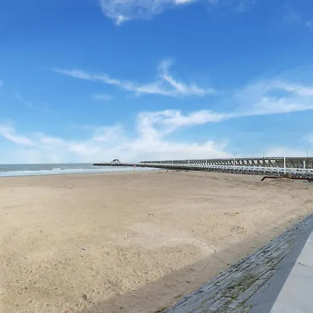 Spacious With Terrace Blankenberge